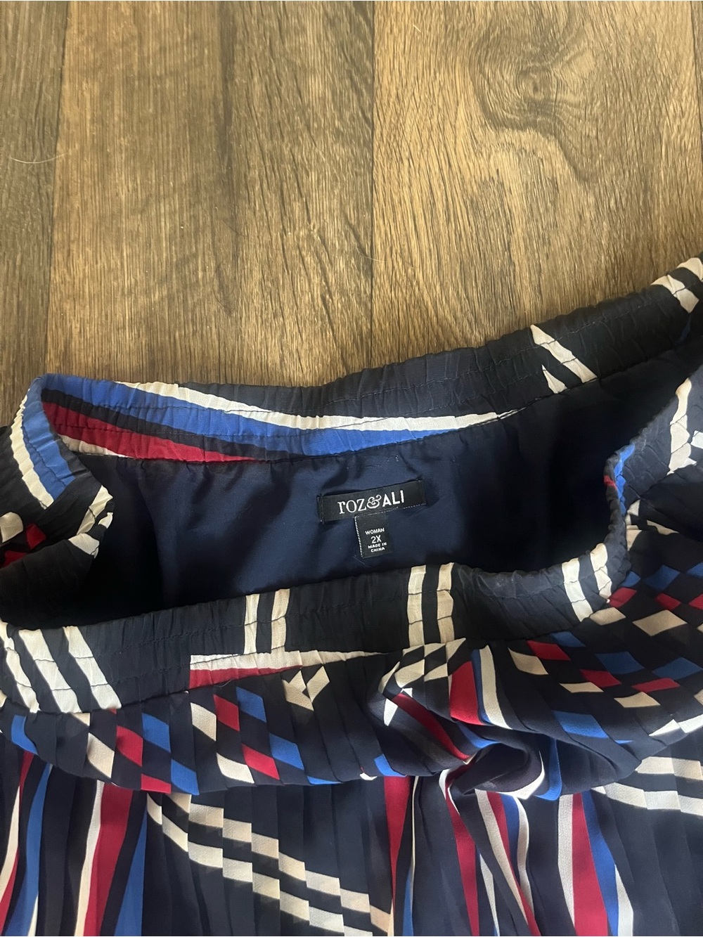Roz & Ali Geometric Striped Pleated A-Line Midi Skirt Navy Blue Red Plus Size 2X - Picture 4 of 7